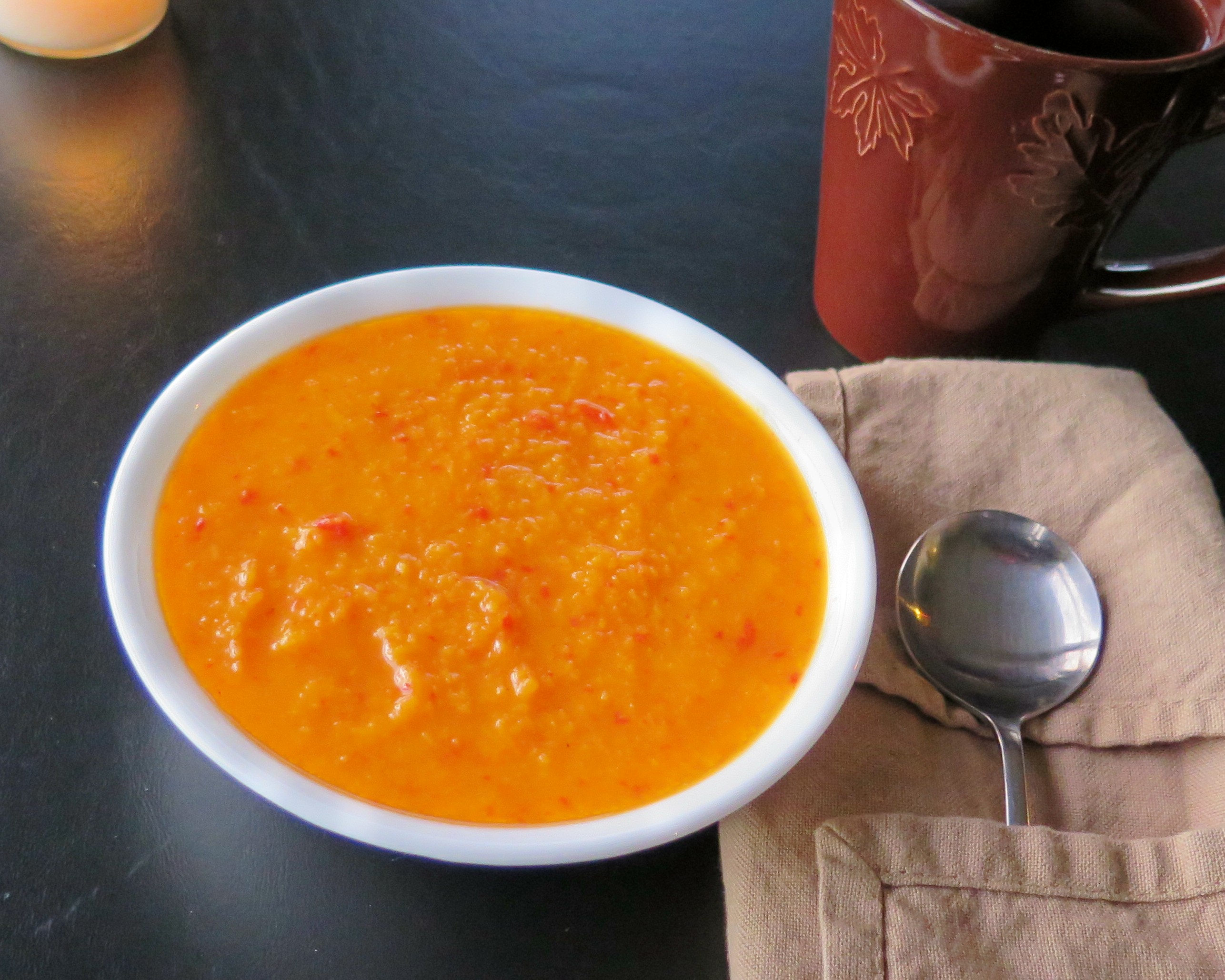 Butternut Squash and Roasted Red Pepper Soup #SundaySupper